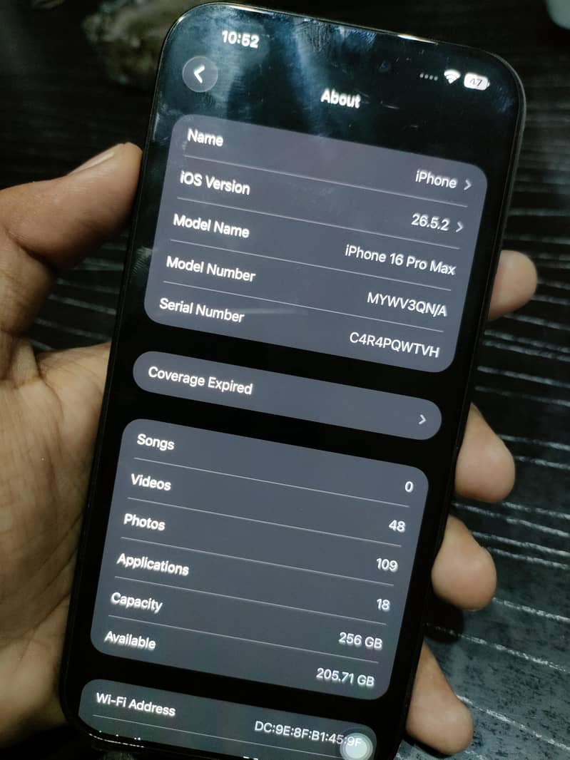 Iphone 16 pro max 9