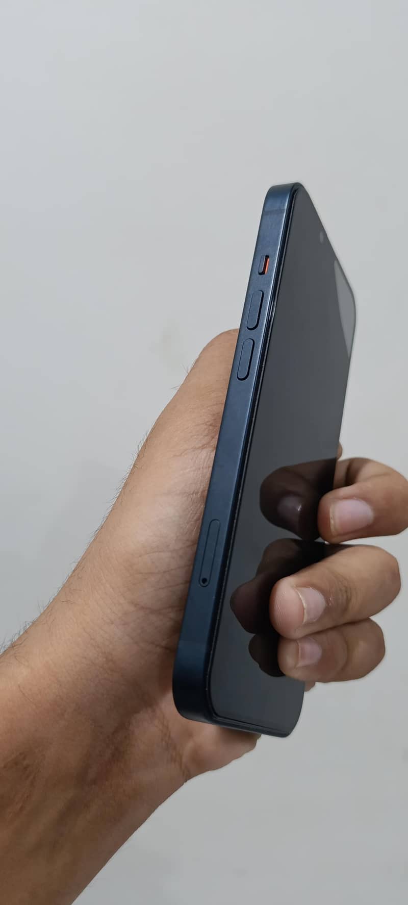 Apple iPhone 14 4