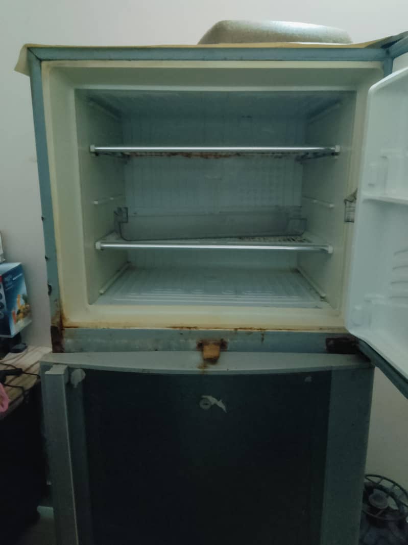 Refrigerator 1