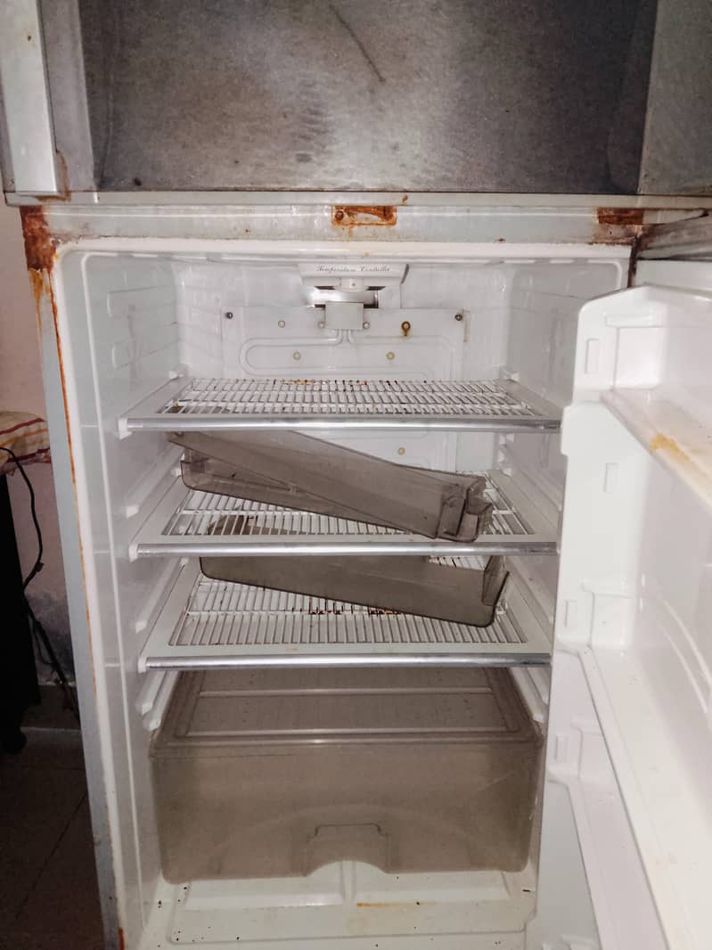 Refrigerator 3