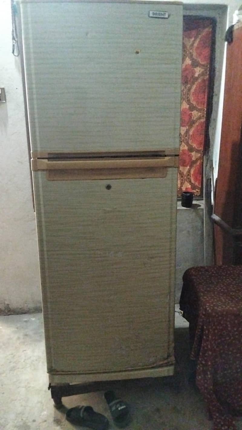 Orient fridge 4