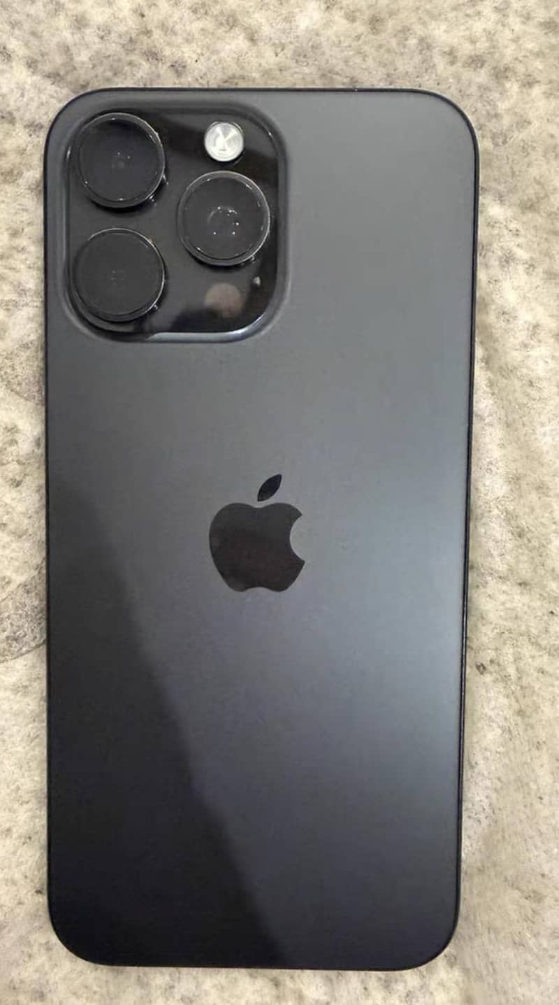 Apple iPhone 15 Pro Max 0