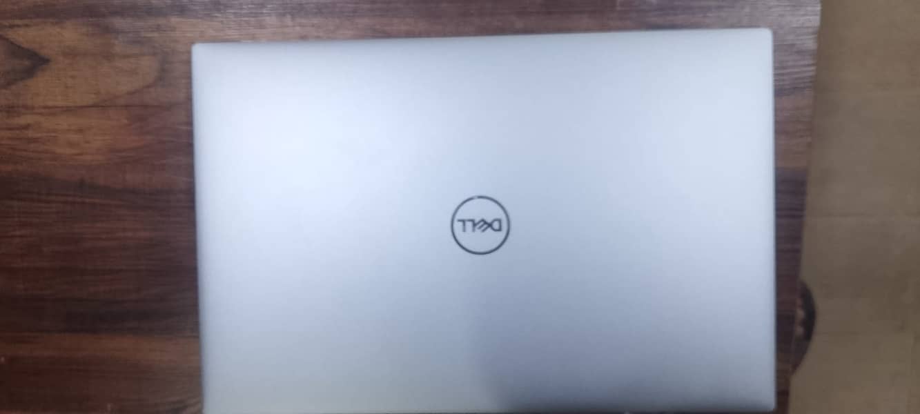Dell precision 5560 0