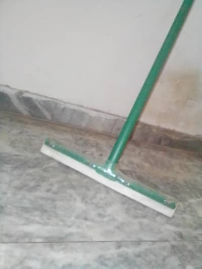 unbreakable smart wiper in green color. in stock,buy now.