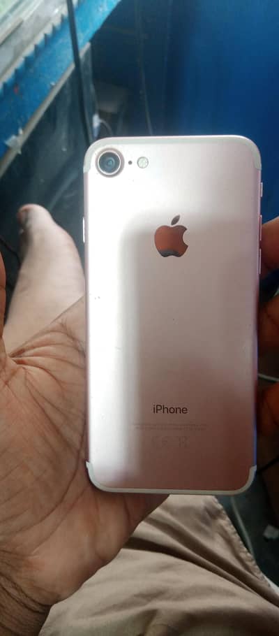 Apple iPhone 7