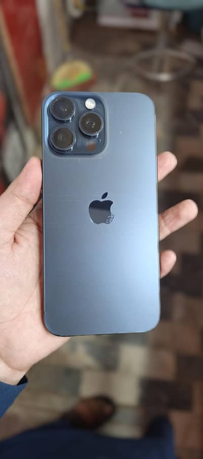 Apple iPhone 15 Pro Max 256gb With Box
