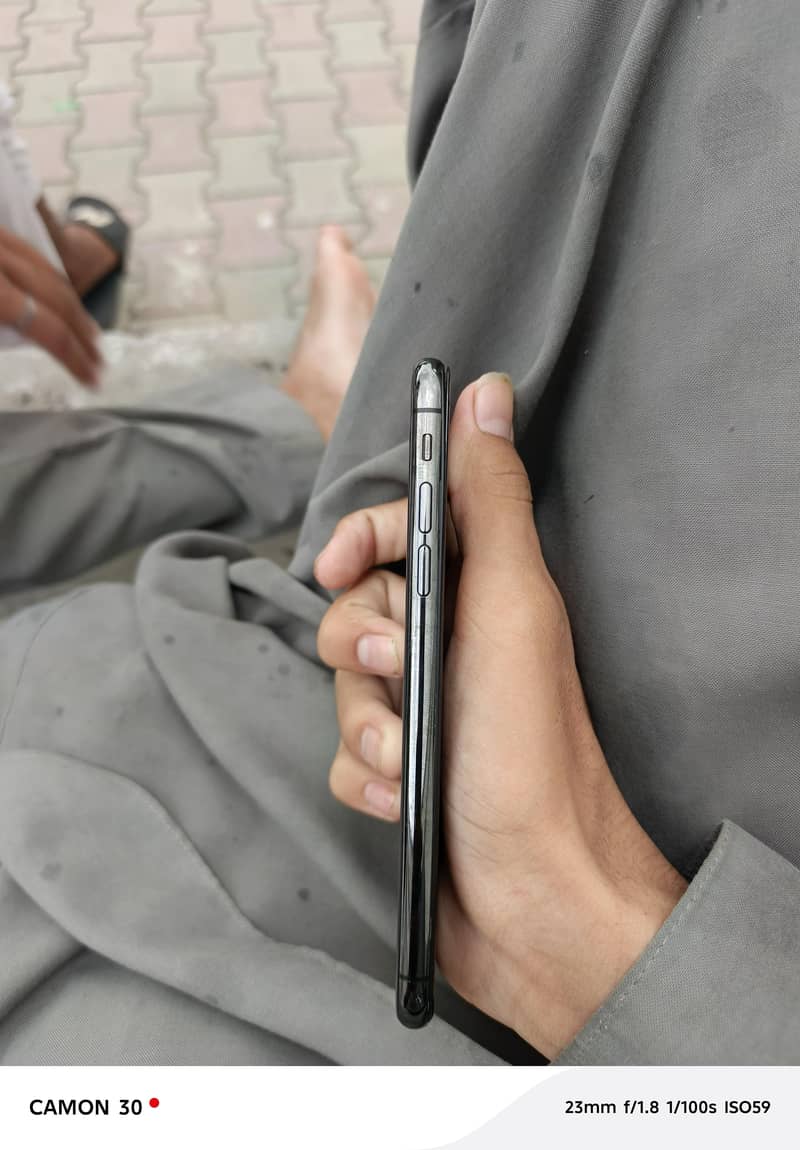 Apple iPhone X 1