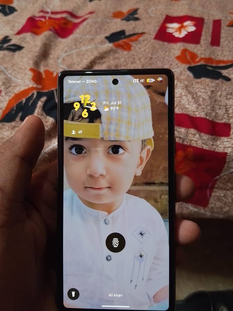 Google pixel 7A 3