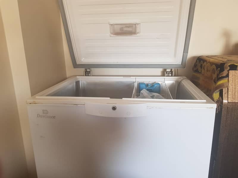 Dawlance deep freezer 0