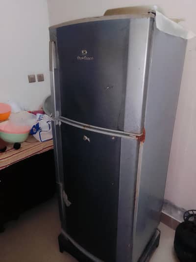Refrigerator