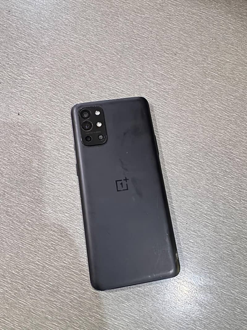 One Plus 9R 2