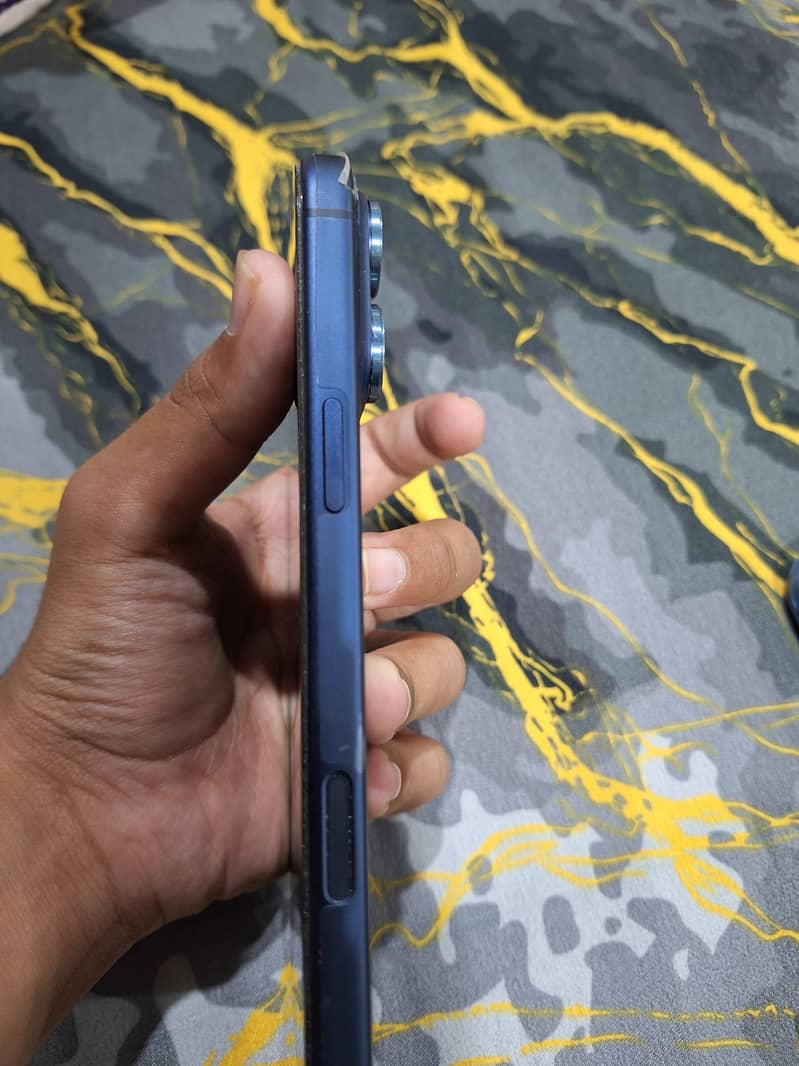 Apple iPhone 17 Pro Max 0