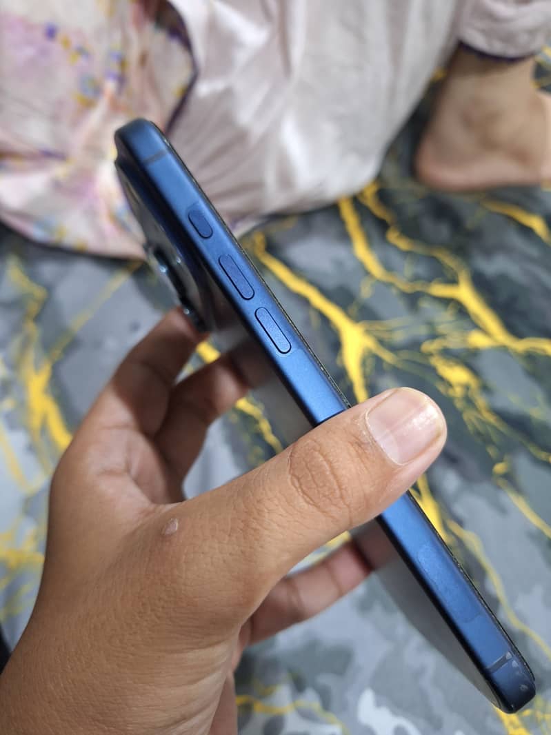 Apple iPhone 17 Pro Max 3