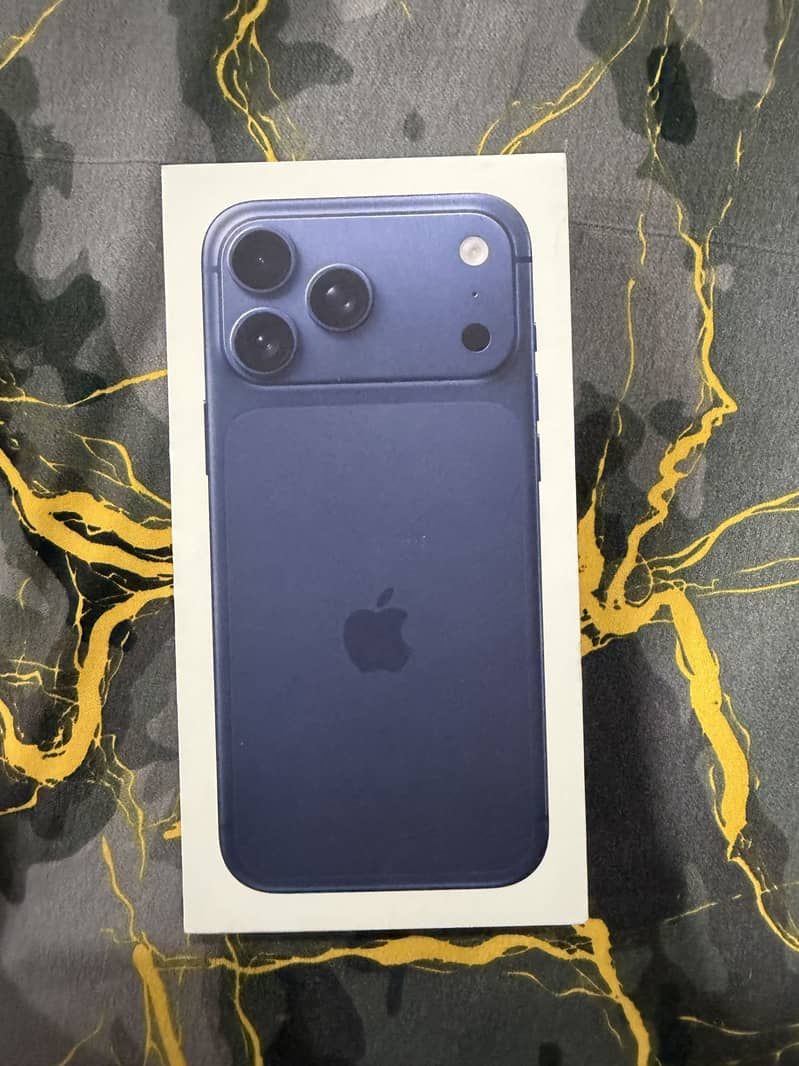 Apple iPhone 17 Pro Max 7