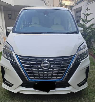Nissan Serena 2021