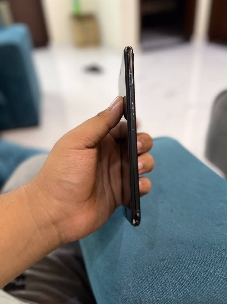 Apple iPhone 7 Plus 1