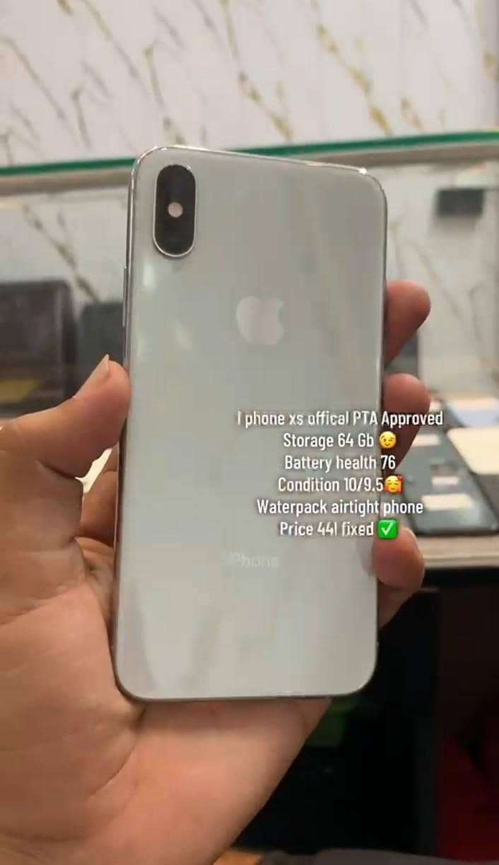 Apple iPhone XS 0