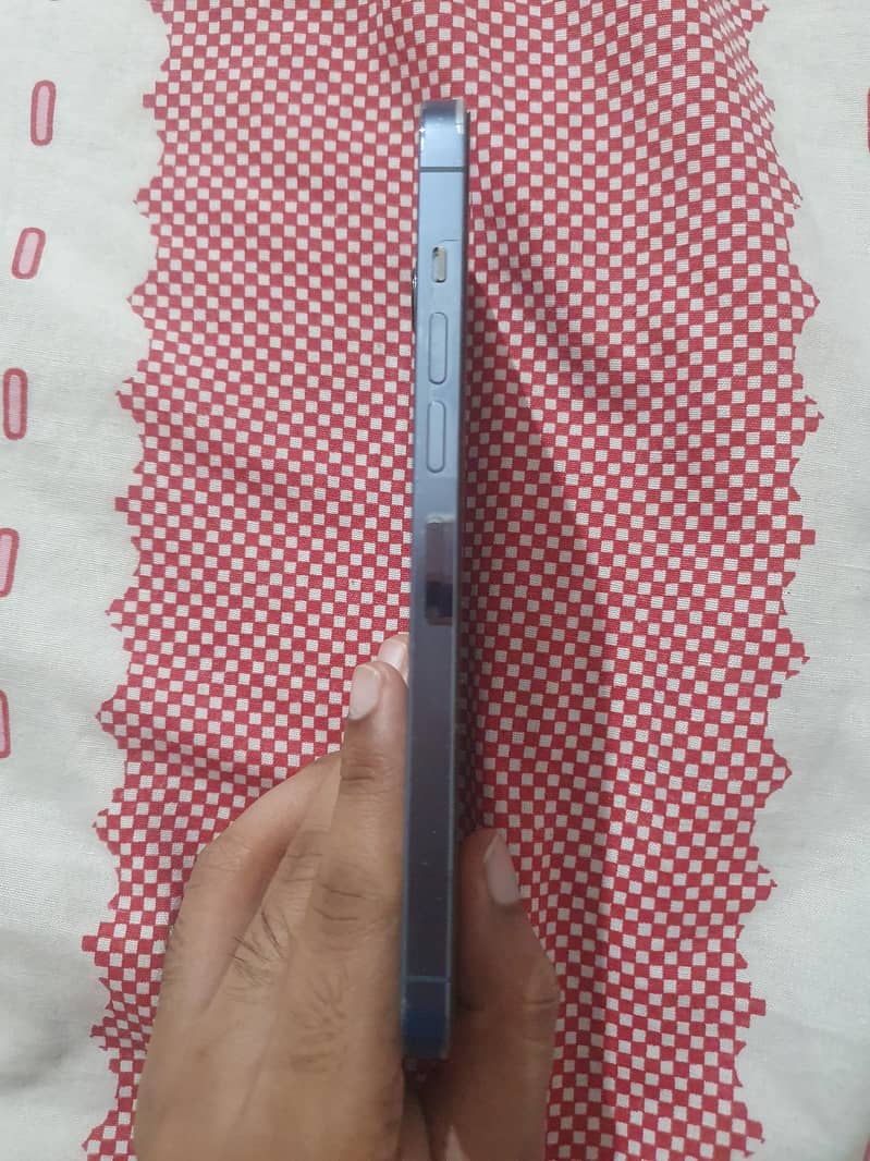 Apple iPhone 13 Pro Max 3