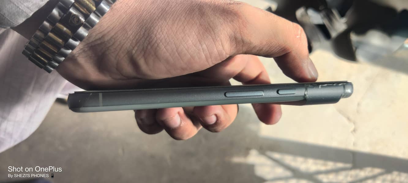 Google Pixel 8 1