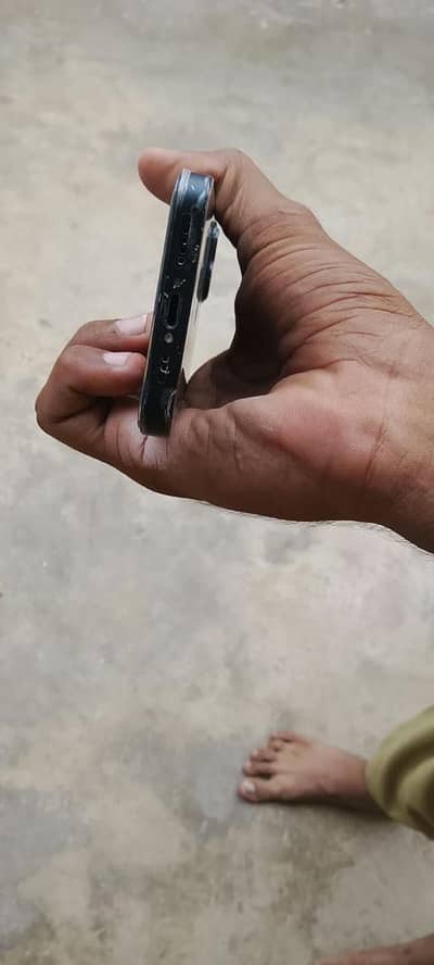 Apple iPhone 13 mini