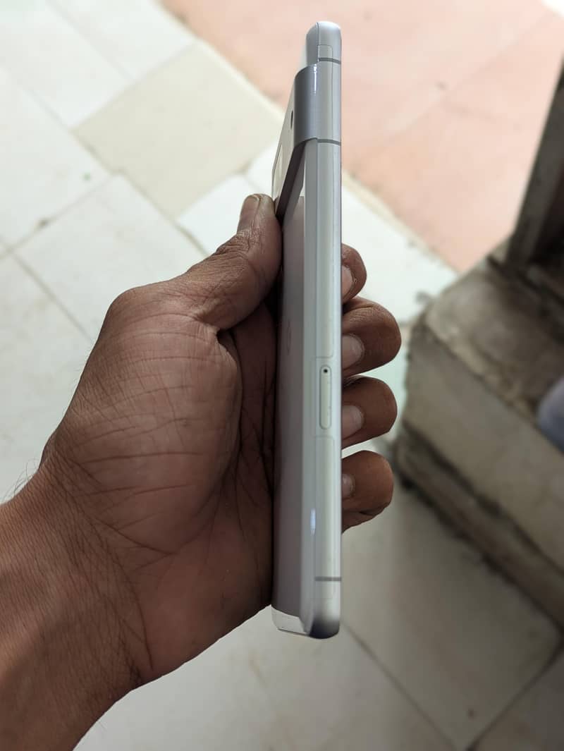 GOOGLE PIXEL 7 1