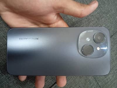 Tecno Spark Go 1