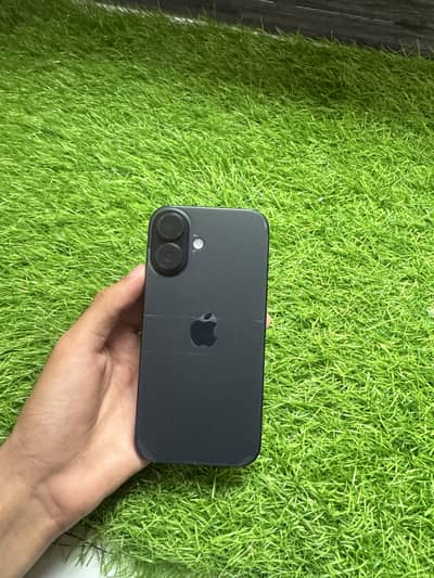 iPhone 16