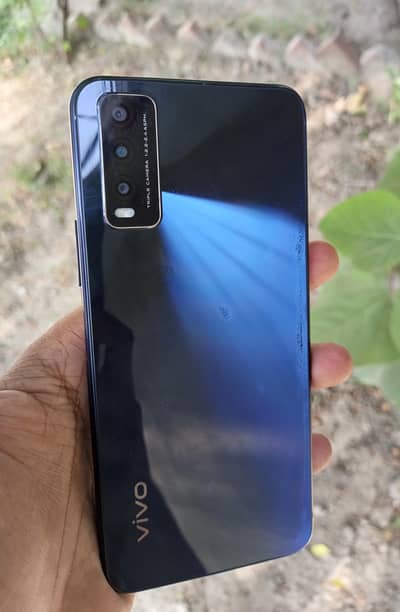 Vivo Y20 urgent sale 03174698751