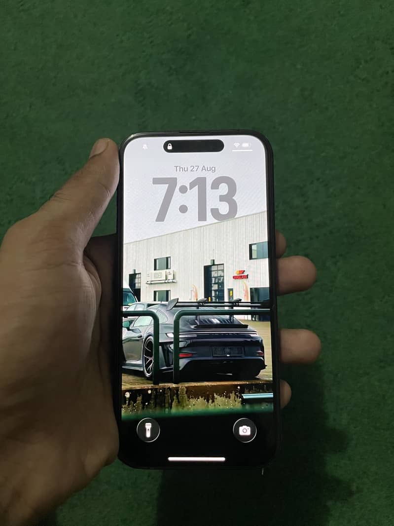 Apple iPhone 15 Pro 2