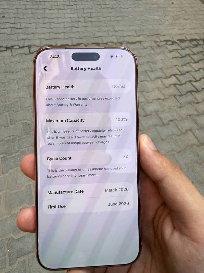 Apple iPhone 17 Pro Max 1
