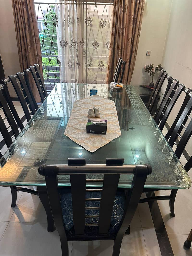 dining table 8 seater 0