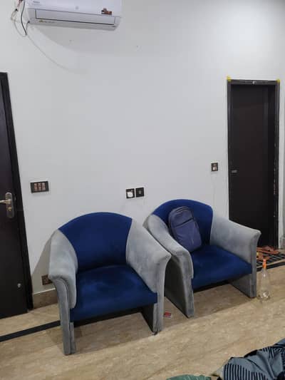 Room available for rent (WITHOUT COMOSSION