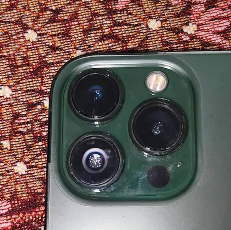 iPhone 13 Pro Max 5