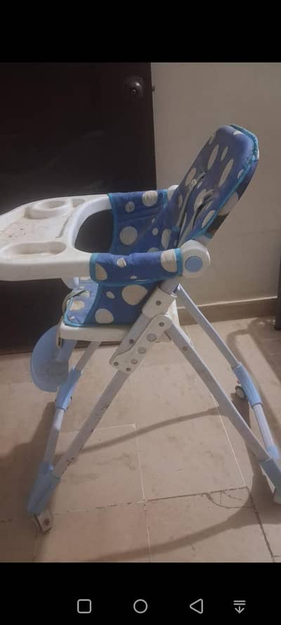baby chair (long chair) with all items