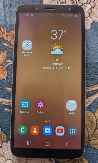 Samsung Mobile J6