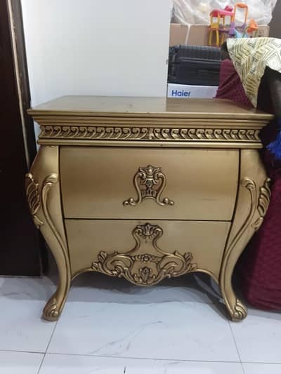 solid wood good in condition