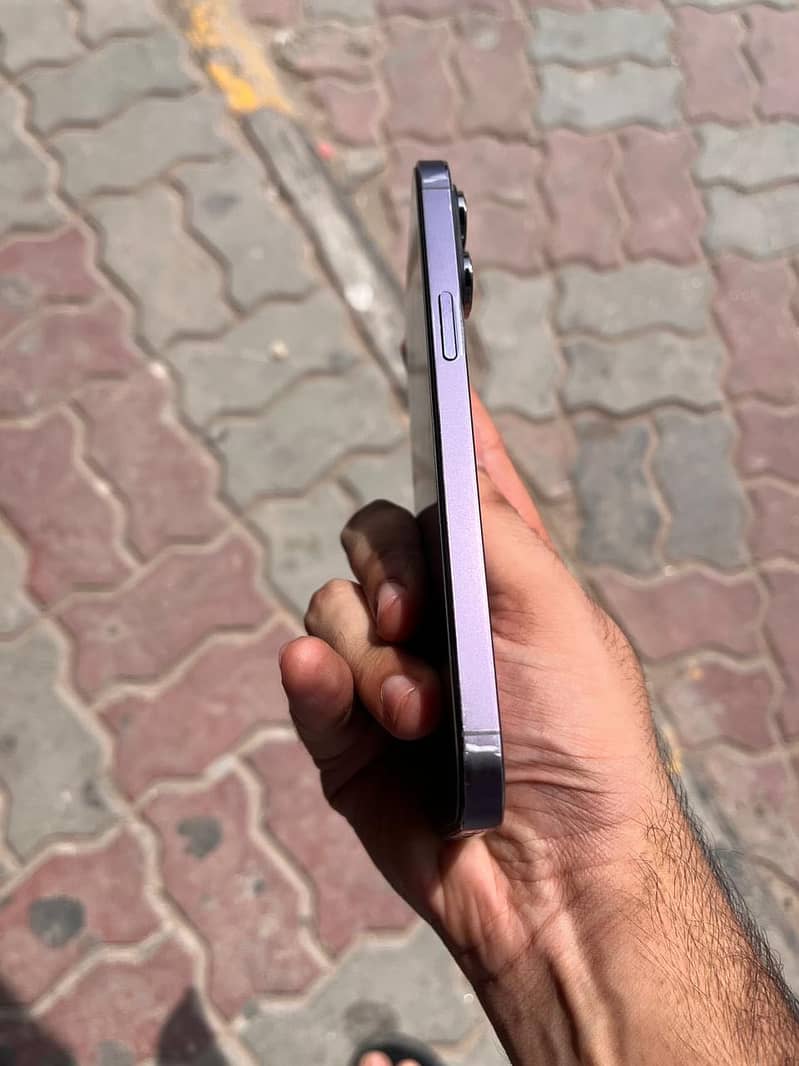 Apple iPhone 14 Pro Max 3