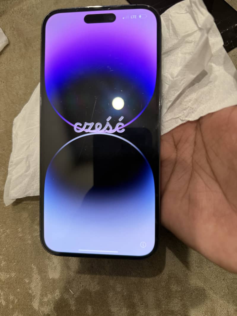 Apple iPhone 14 Pro Max 0