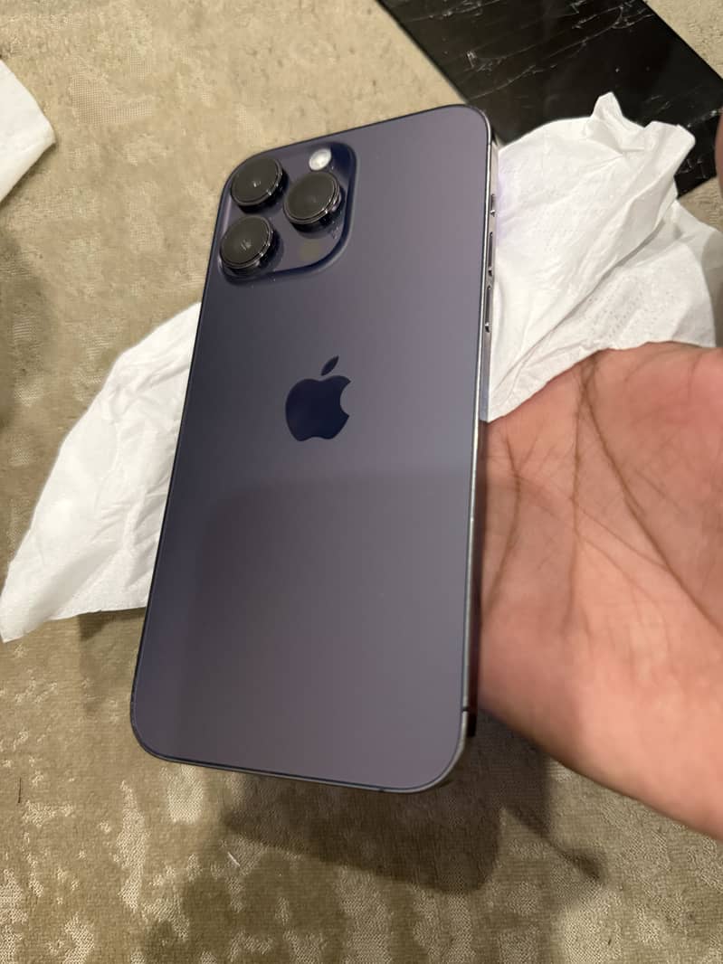 Apple iPhone 14 Pro Max 4