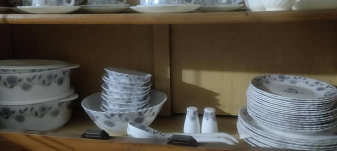 brand new dinner set