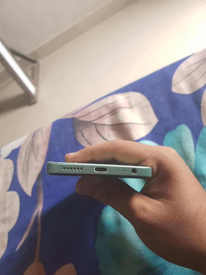 Tecno SPARK 30C 4