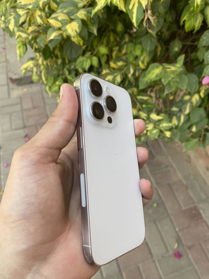 Apple iPhone 14 Pro 4