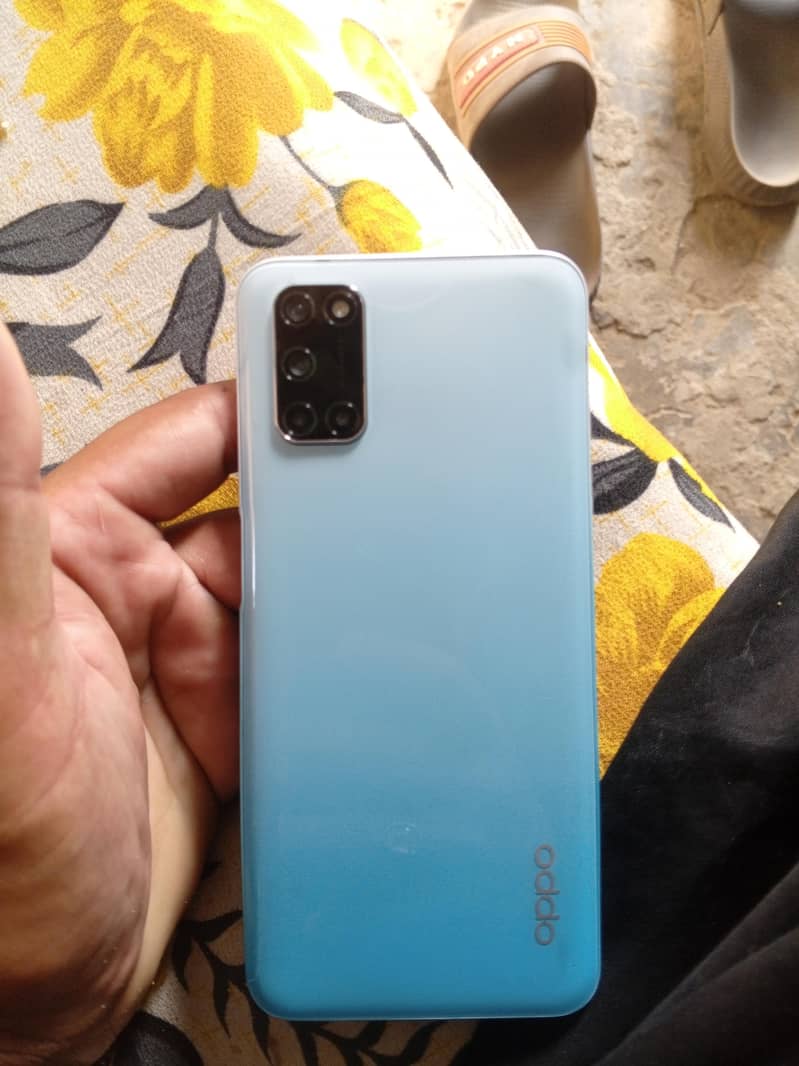 oppoA52 2