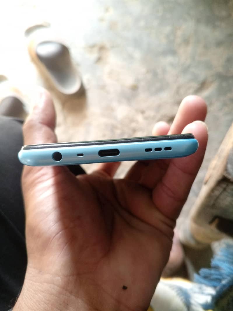 oppoA52 3