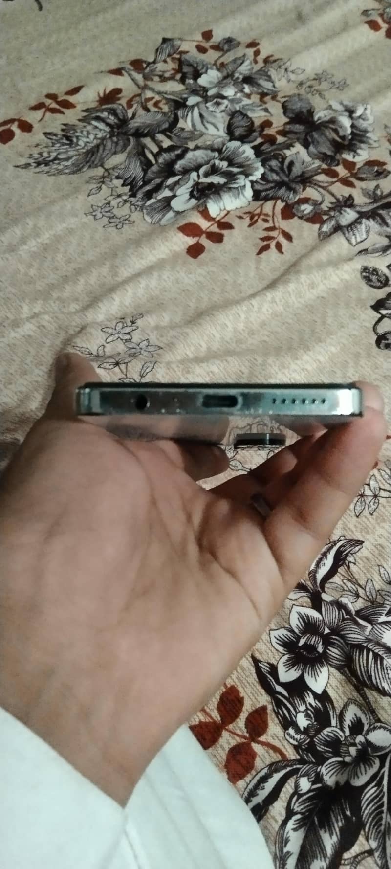 Tecno CAMON 20 2