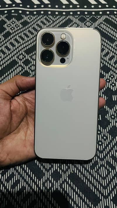 Apple iPhone 13 Pro