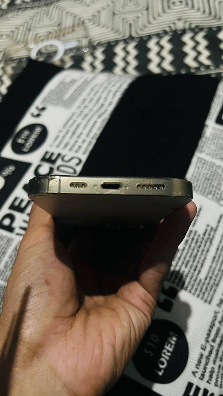 Apple iPhone 13 Pro 2