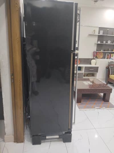 dawlance 2nd hand  refrigerator