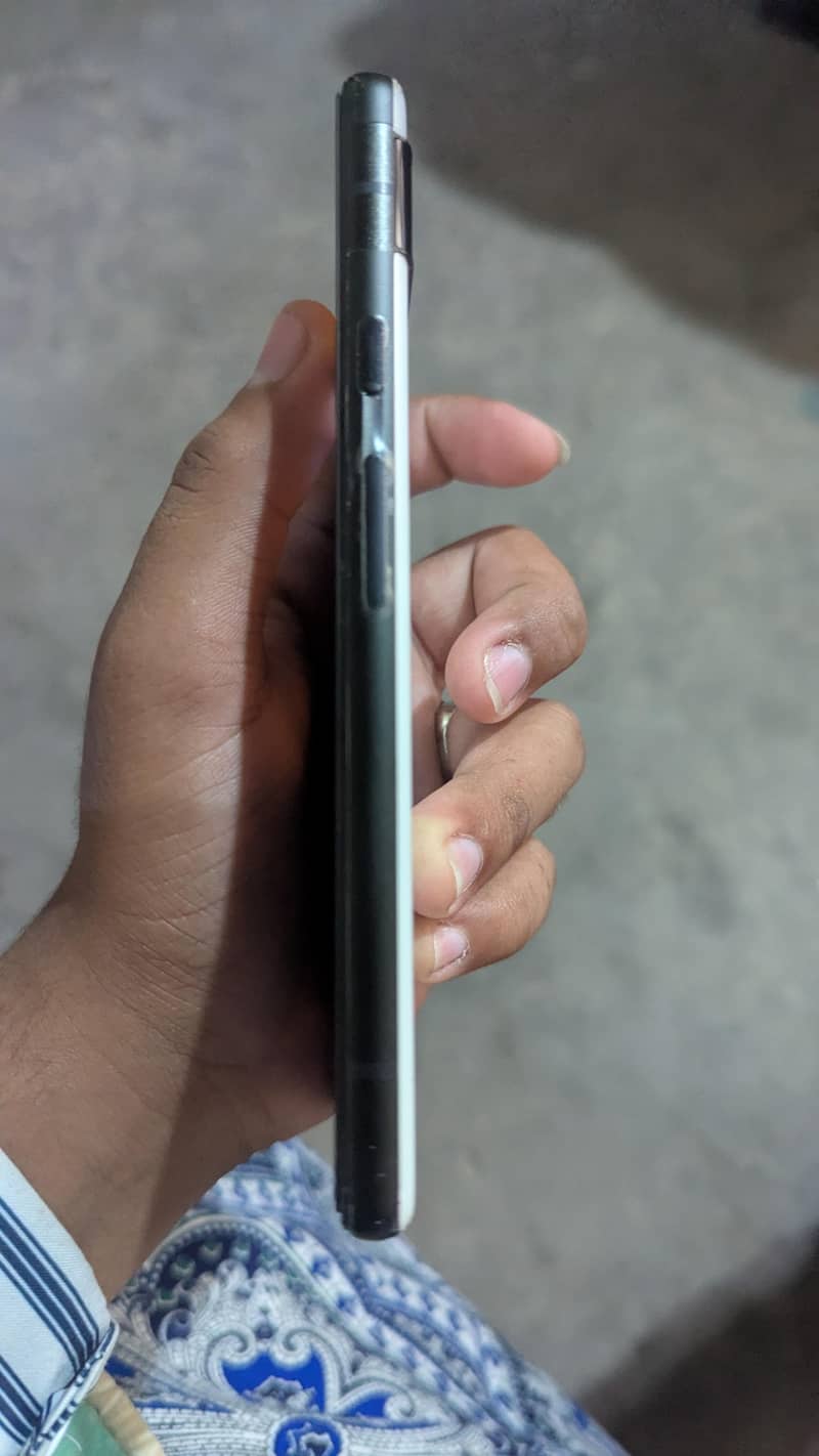Google Pixel 6a 3