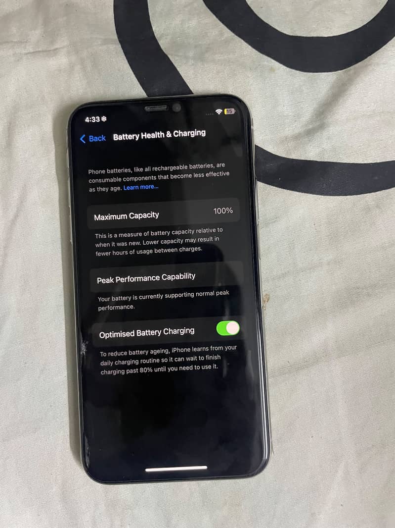 Apple iPhone X 3
